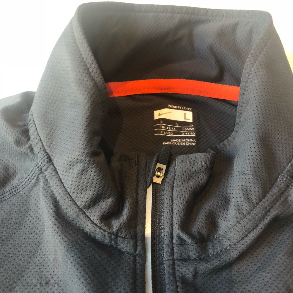 Nike Fit Dry, Outdoor Training Jacket, Size L - Picture 3 of 4